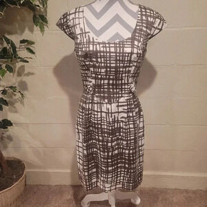 Trina Turk White Brown Lattice Pattern Cotton/Silk Cap Sleeve Dress SIZE 8.